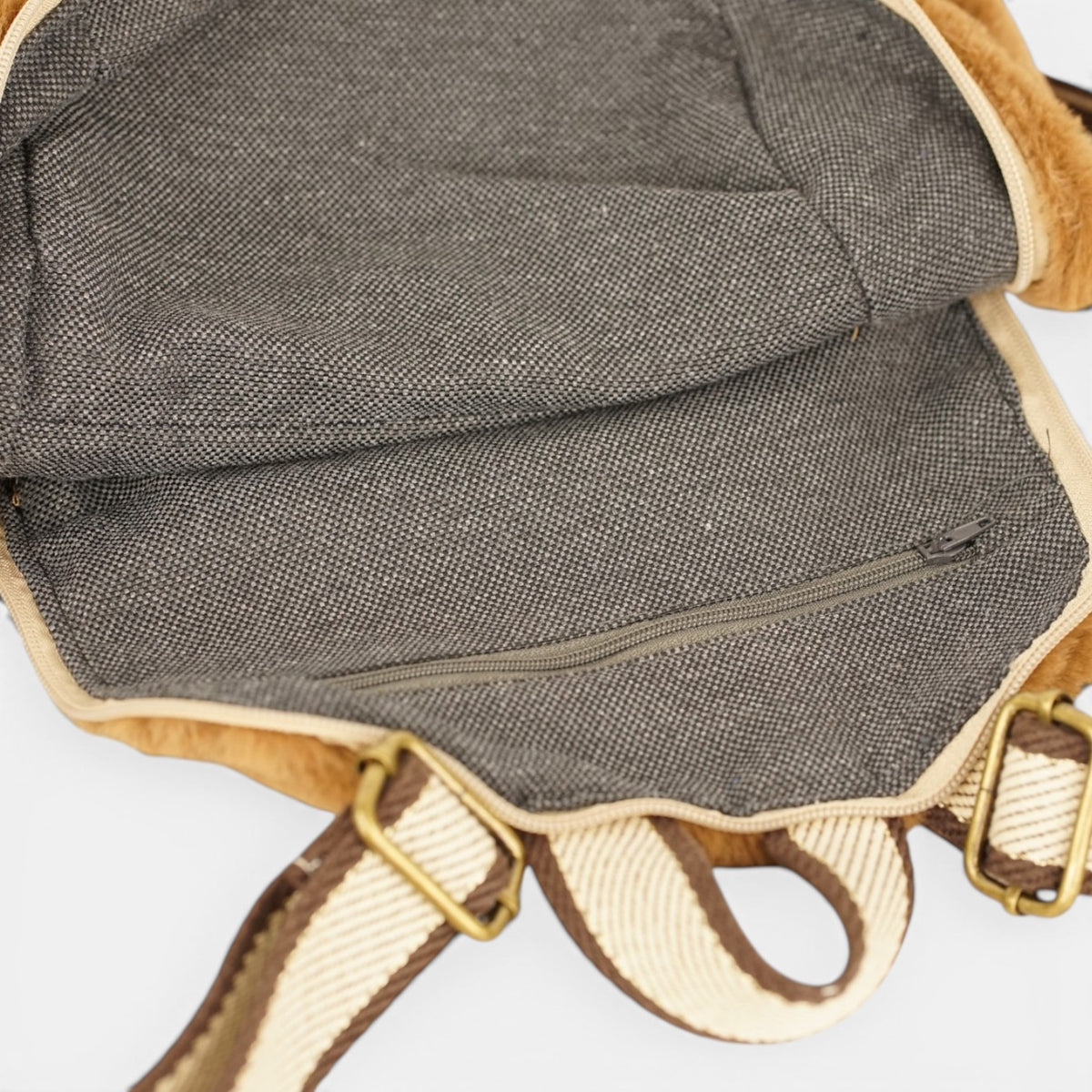 mochila Pile, estampado en blanco, beige, naranja, detalle del producto — De La Mur