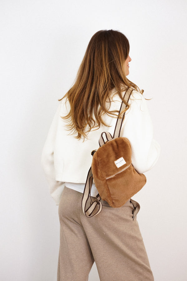 mochila Pile, estampado en blanco, beige, naranja, vista frontal — De La Mur