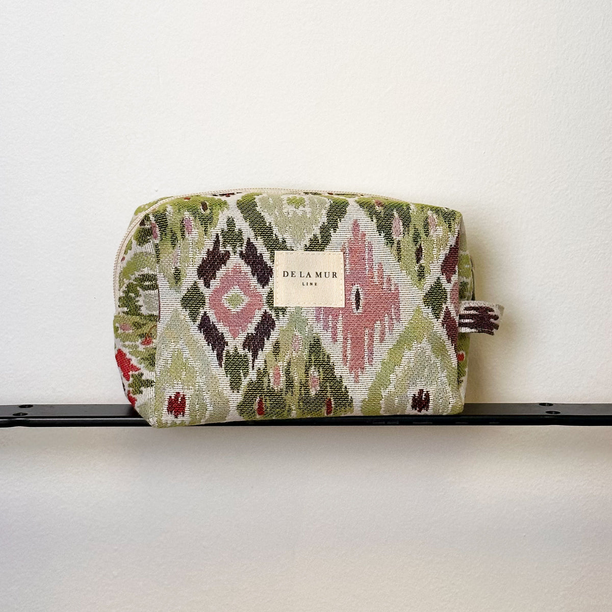 Medium size Alga Toiletry Bag
