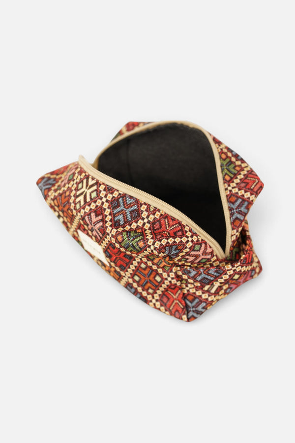 Chic Medium Toiletry Bag