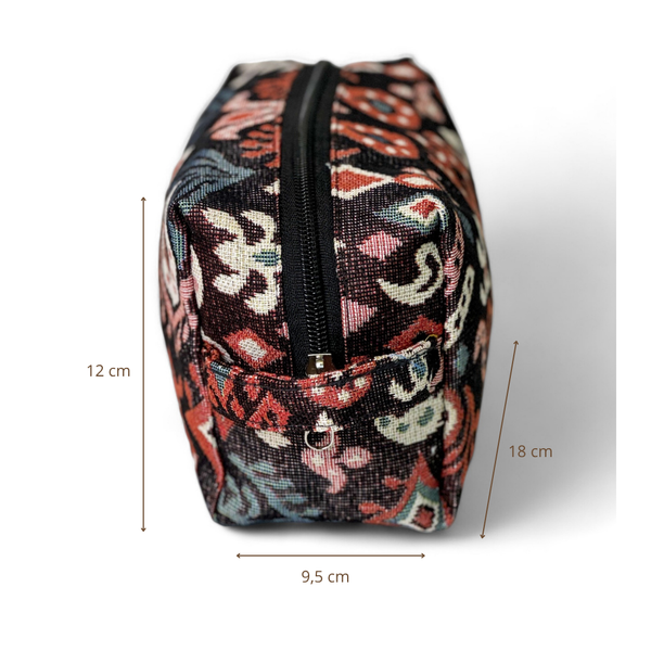 Medium size Duba Toiletry Bag