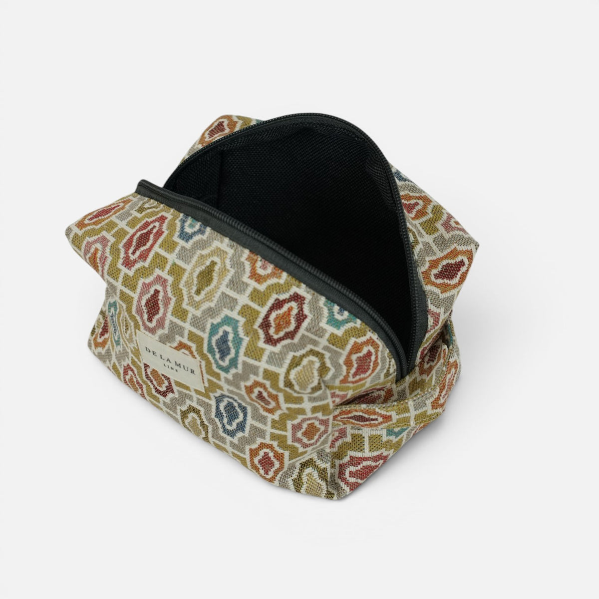 Medium size Fin Toiletry Bag