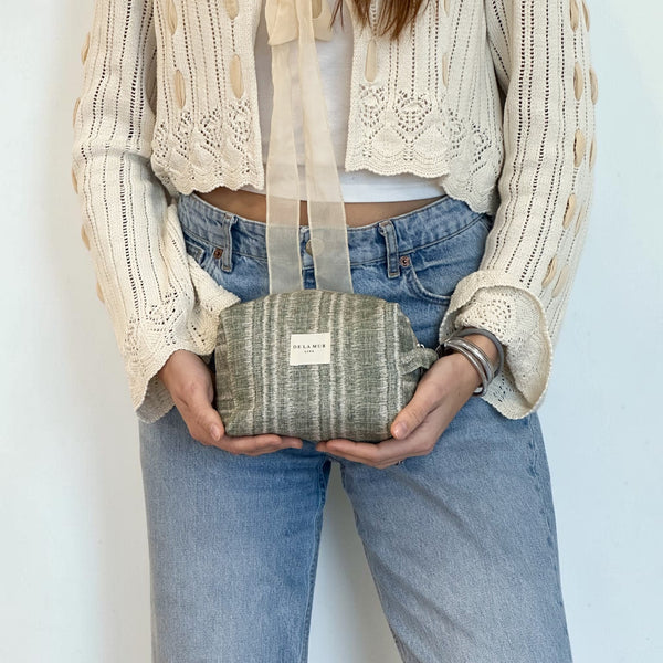 Medium size Ipes Toiletry Bag