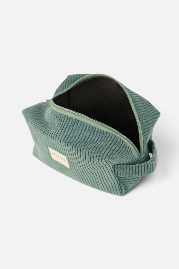 Jade Medium Toiletry Bag