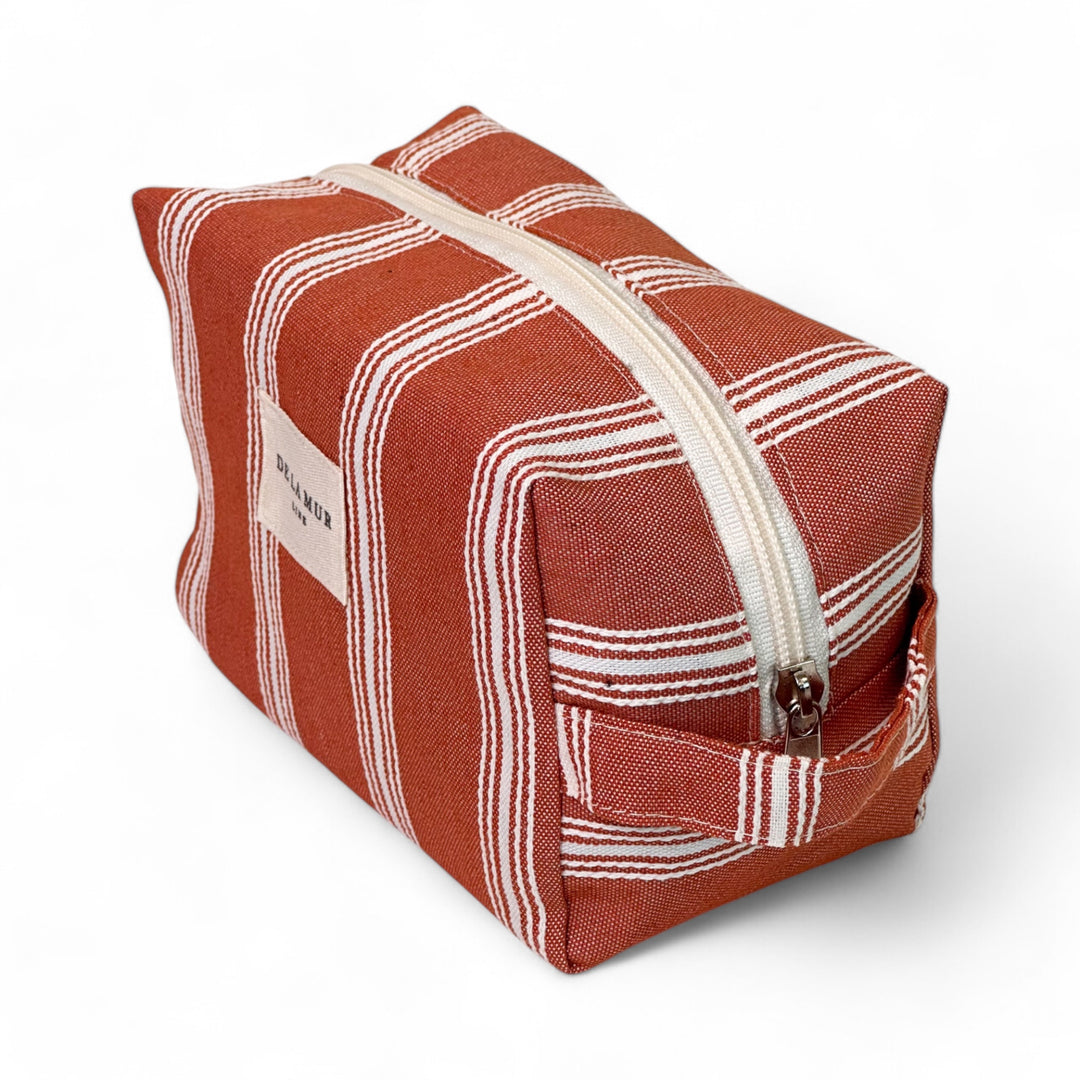 Medium size Mineo Toiletry Bag