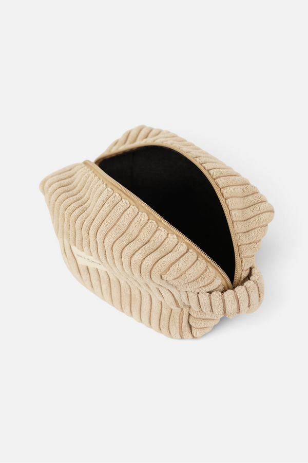 Moka Medium Toiletry Bag