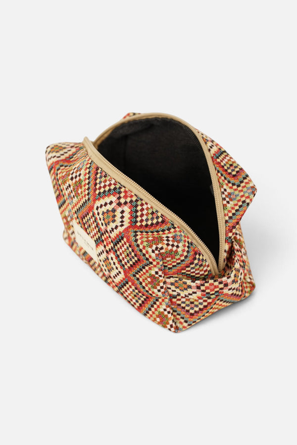 Otto Medium Toiletry Bag