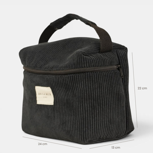 Neceser Nit, estampado en negro, gris, amarillo, vista en uso — De La Mur