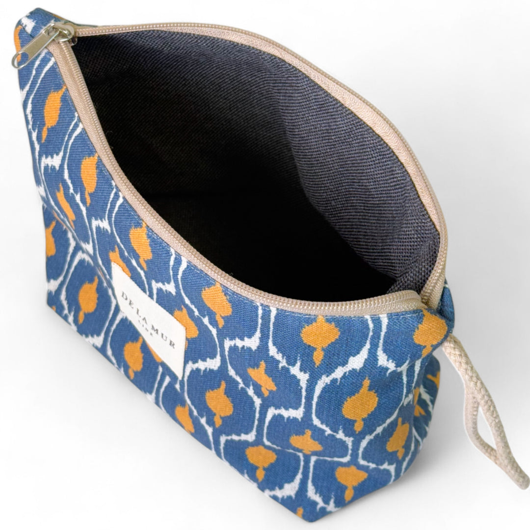 Amar Toiletry Bag