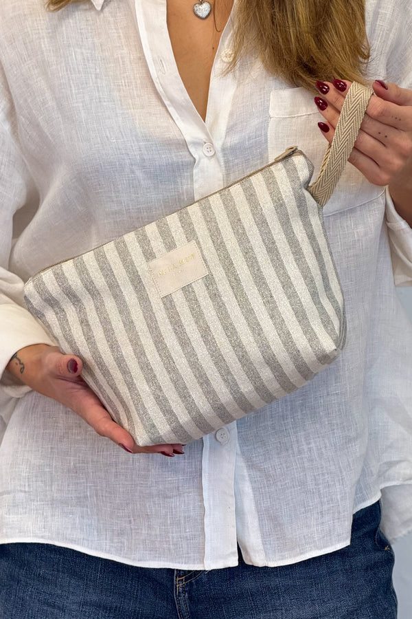 Neceser Lugris, estampado en gris, beige, marrón, detalle del producto — De La Mur