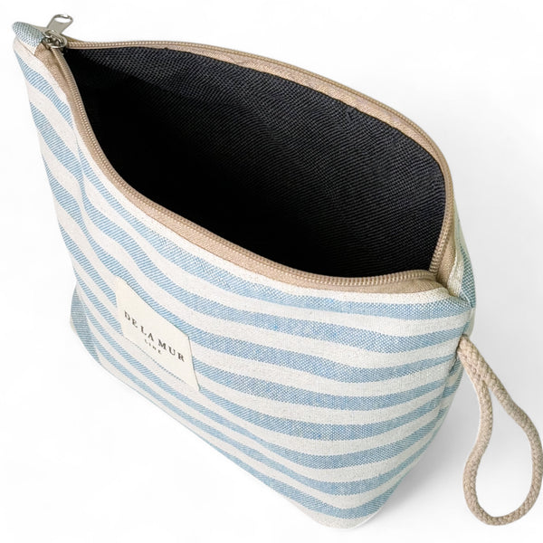 Neceser Lur, estampado en azul, turquesa, gris, detalle del producto — De La Mur