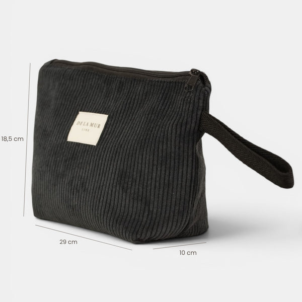 Neceser Nit, estampado en blanco, negro, gris, vista en uso — De La Mur
