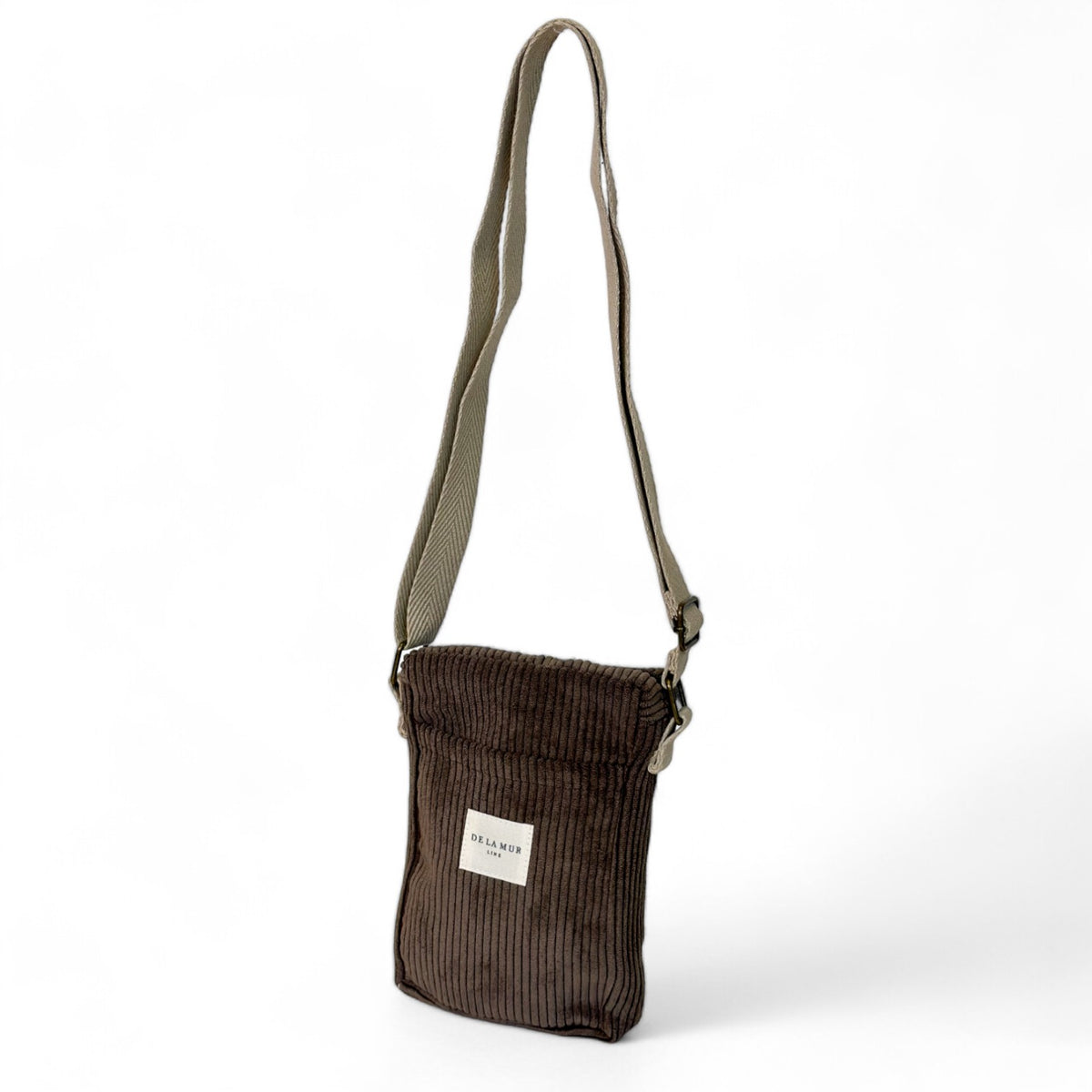 Bolso Xoc, estampado en marrón, blanco, rojo, vista frontal — De La Mur