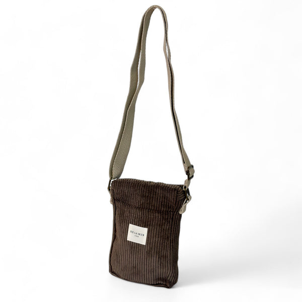 Bolso Xoc, estampado en marrón, blanco, rojo, vista frontal — De La Mur
