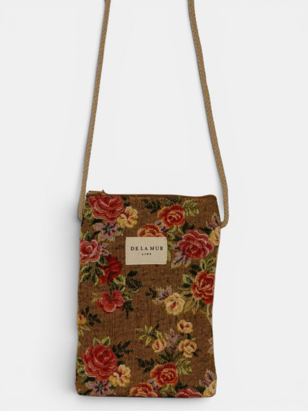 Bolsito porta móvil Esme, estampado en blanco, naranja, terracota, vista frontal — De La Mur