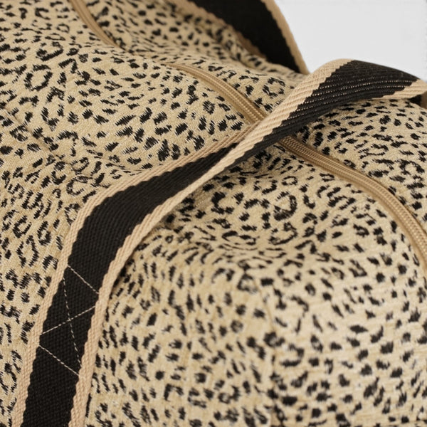 Bolso Koto, estampado en negro, blanco, beige, detalle del material y el acabado — De La Mur