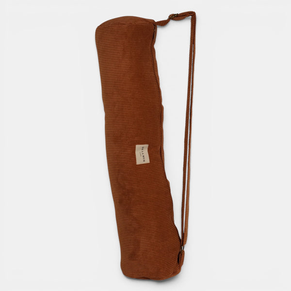 Bolso Barro, estampado en terracota, beige, blanco, vista en uso — De La Mur
