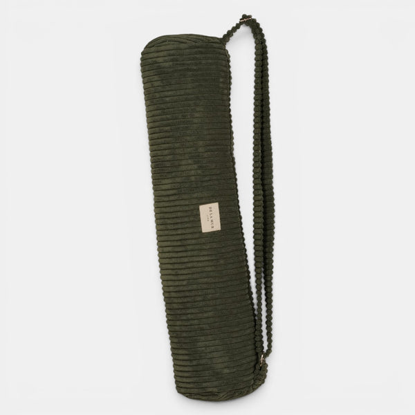 Bolso Musgo, acabado verde musgo, vista en uso — De La Mur