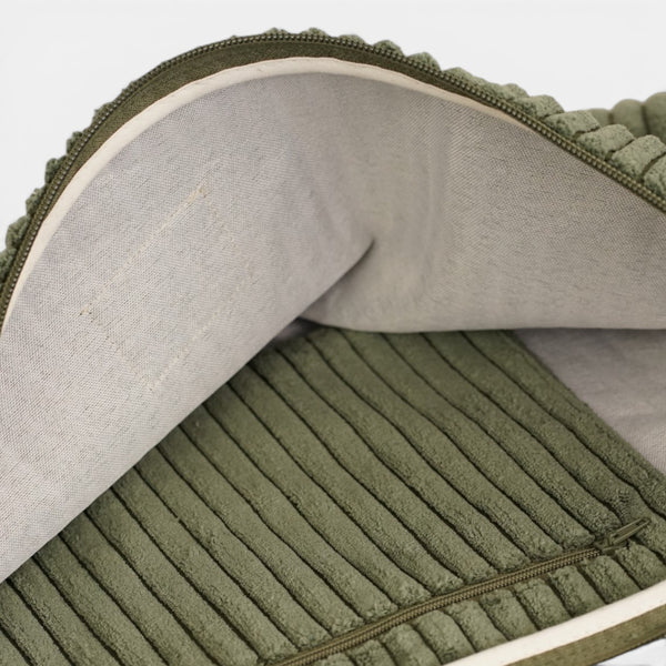 Bolso Musgo, acabado verde musgo, detalle del material y el acabado — De La Mur