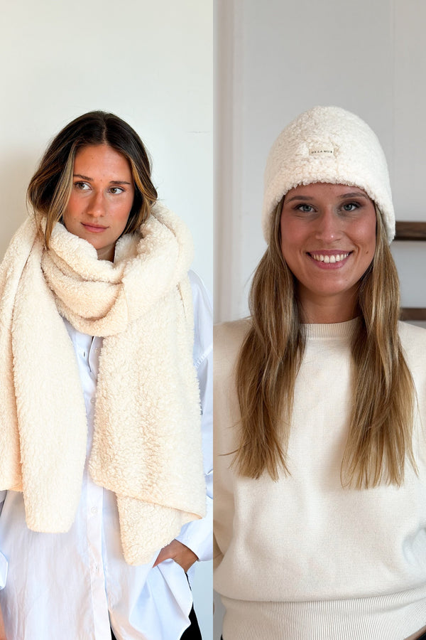 Pack bufanda maxi y gorro de borreguito crudo Frio