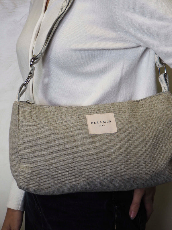 Bolso Ele, estampado en gris, negro, marrón, vista trasera — De La Mur