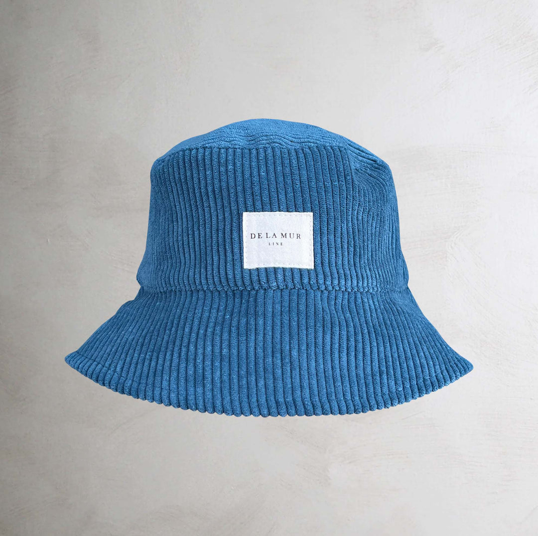 Chapeau bleu marine